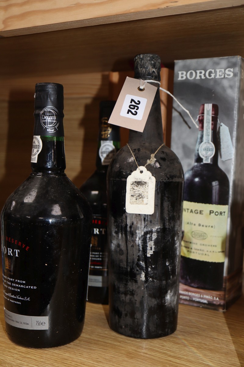 Five bottles of Port: 1922 Whigham, Ferguson, Cunningham and other low value ports